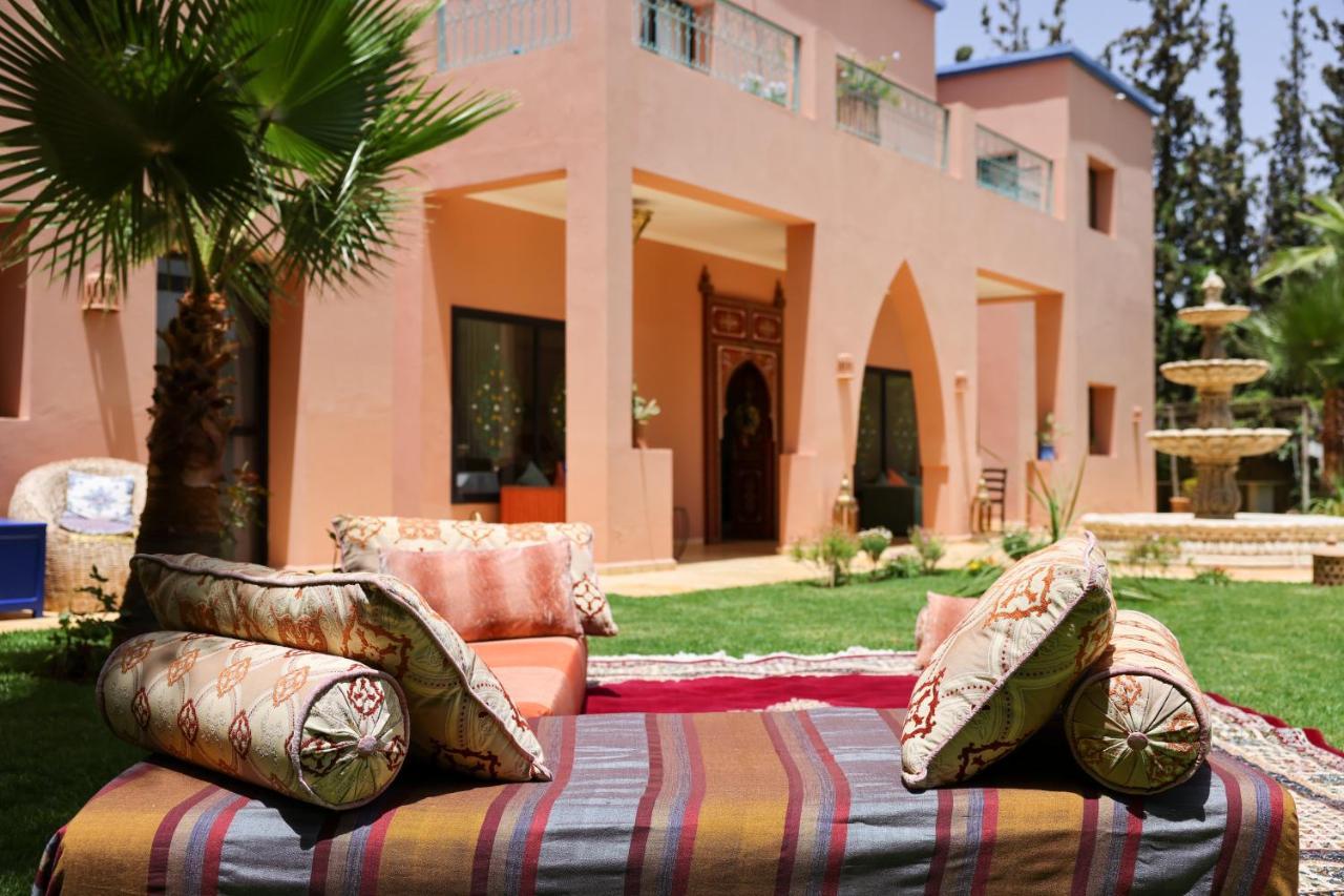 Tiguemine Sarah Hotel Douar Akkara Exterior photo